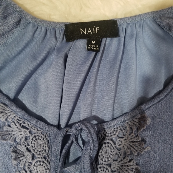 Naif blue crochet accent dress. Size M - Picture 6 of 8